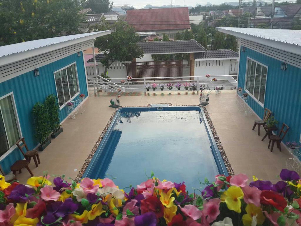 Lop Buri Farsai Homestay מראה חיצוני תמונה