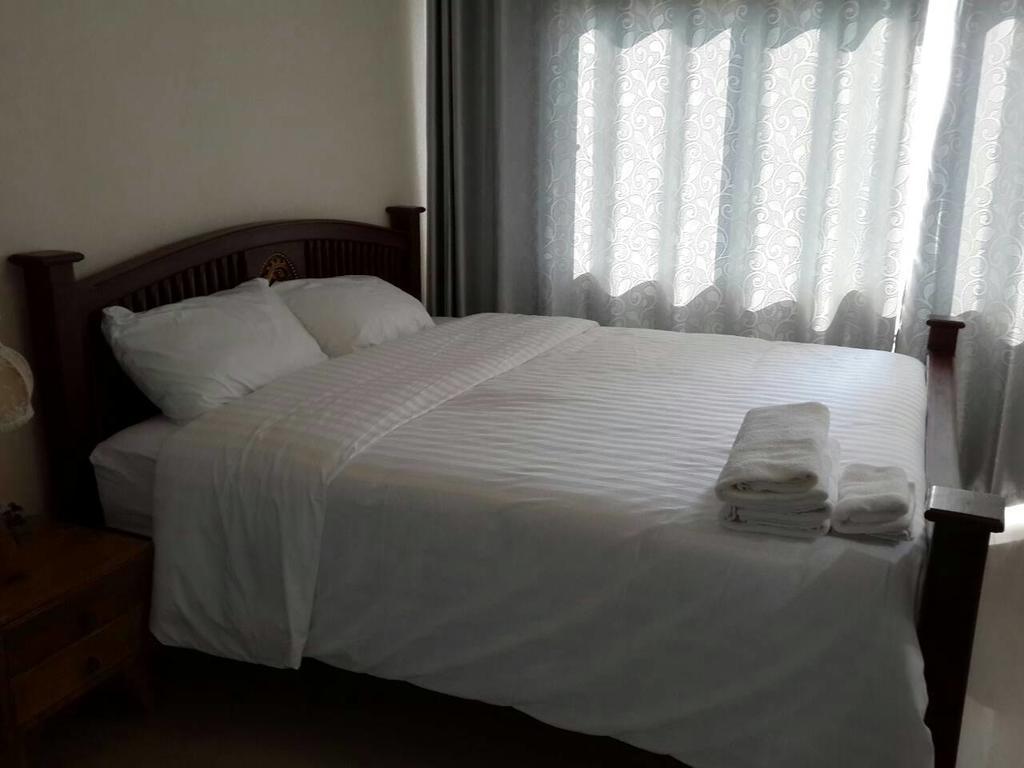 Lop Buri Farsai Homestay מראה חיצוני תמונה